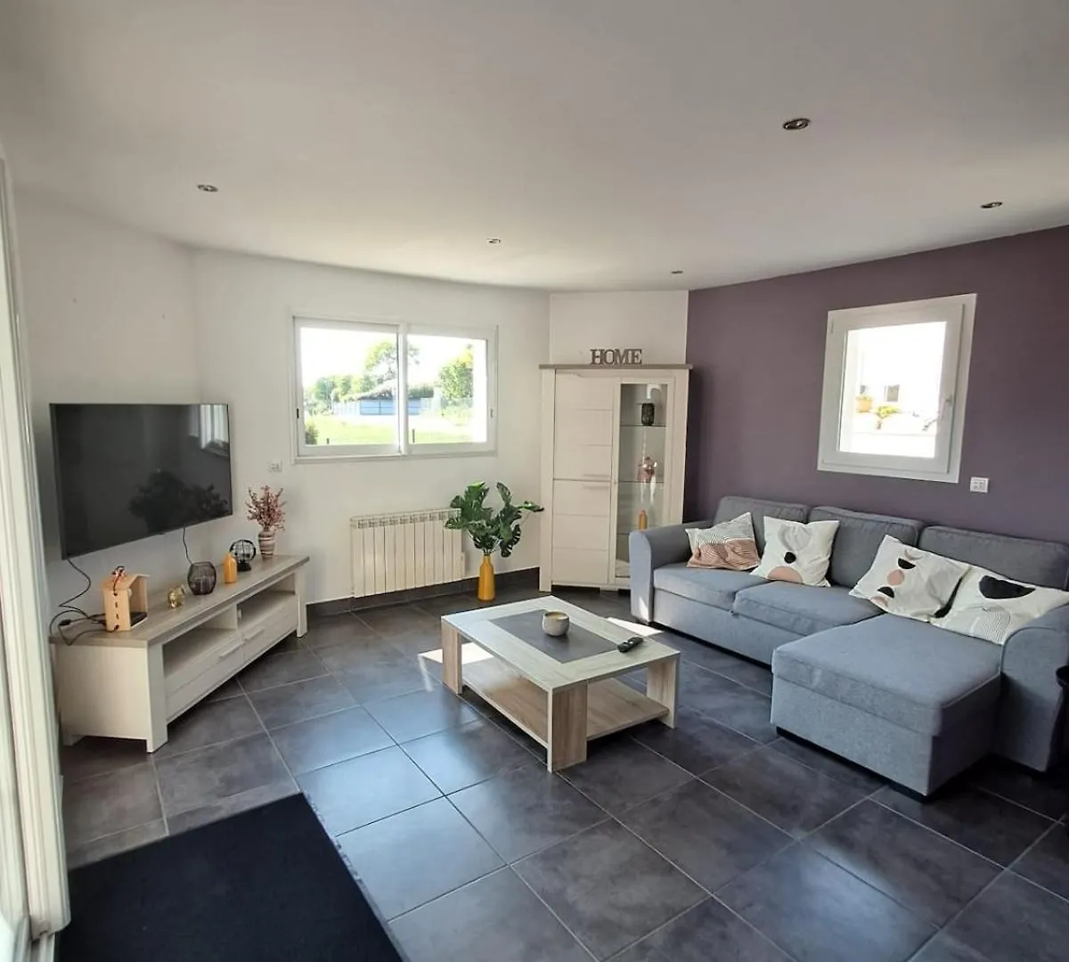 펜션 Beautiful Spacious Home In 에르퀴